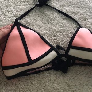 TRIANGL Bikini Top